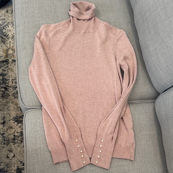 Light Pink Pearl-Sleeve Turtleneck Sweater | Elegant & Cozy - Medium - Picture 7 of 10